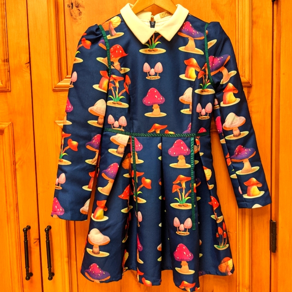 Elf Sack Mushroom Dress Size M